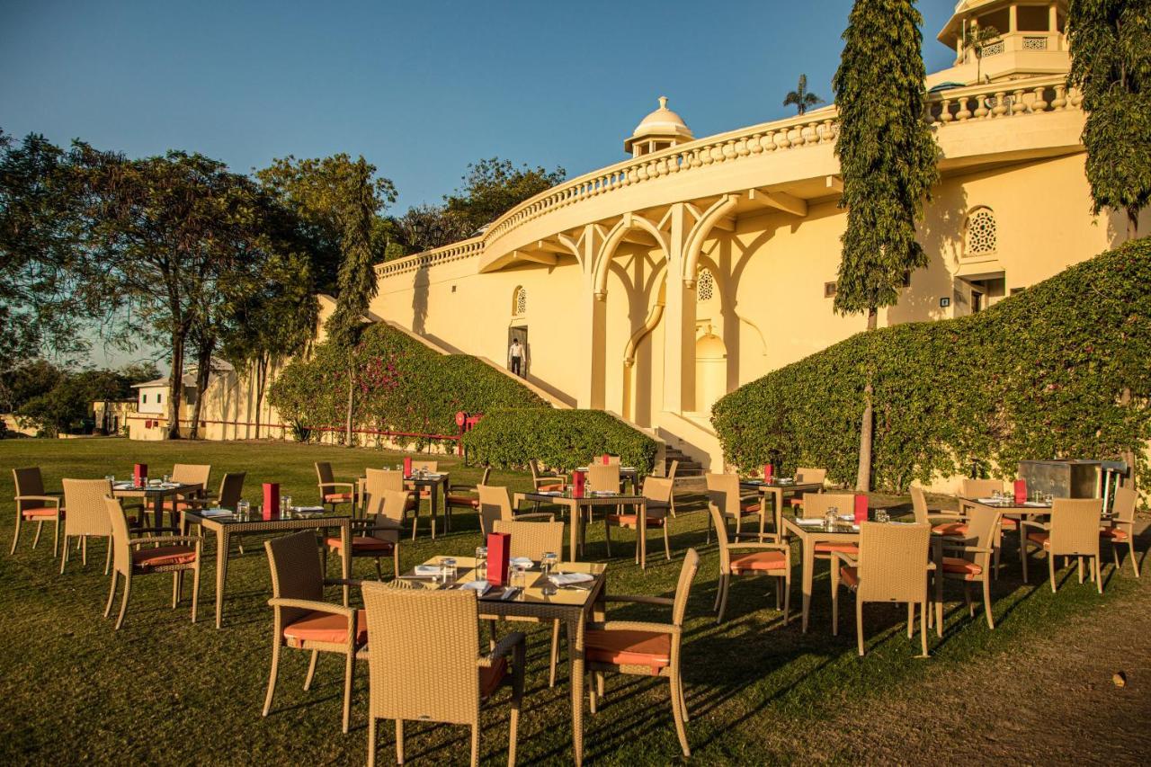 The Lalit Laxmi Vilas Palace Udaipur Extérieur photo