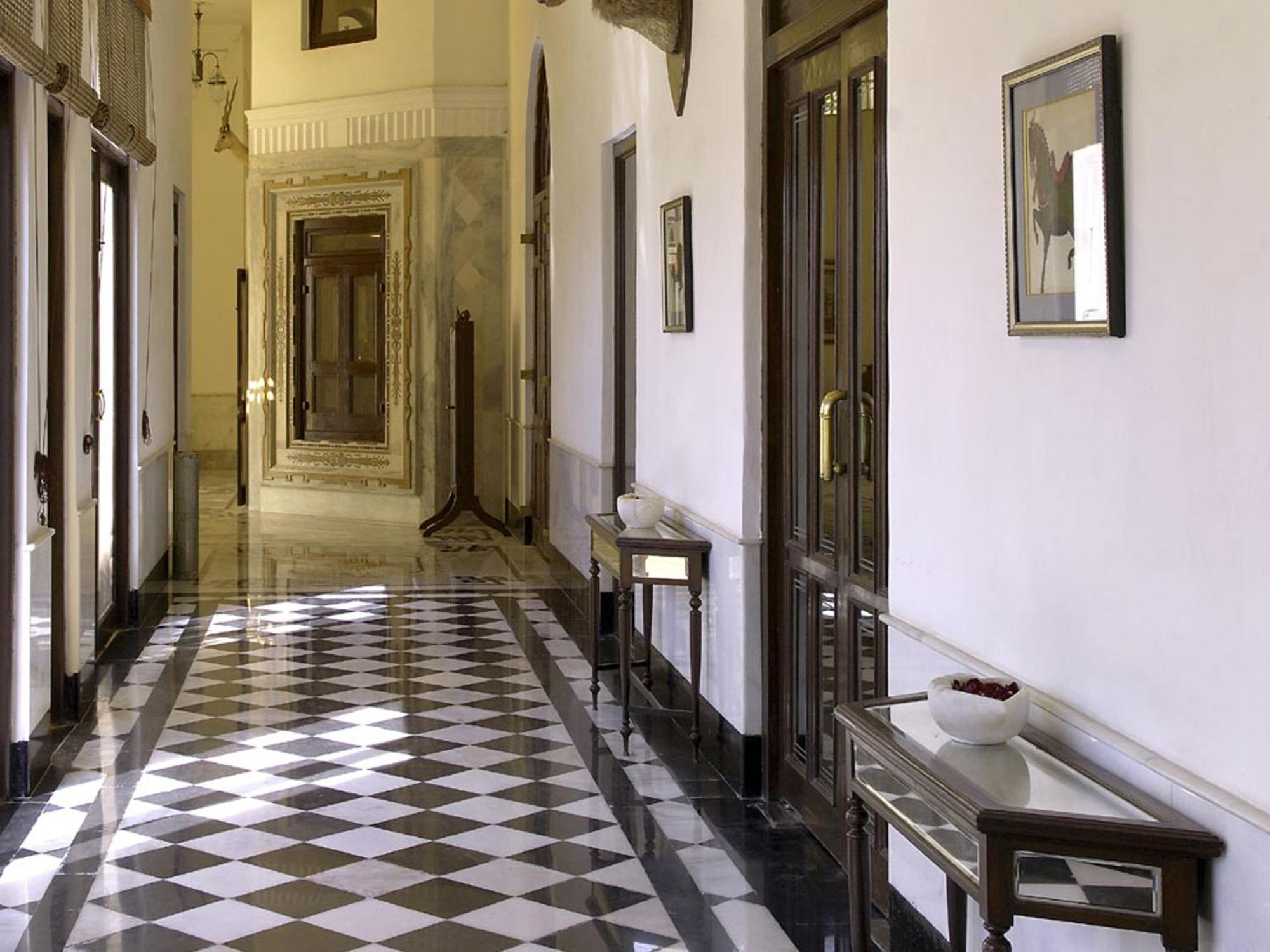 The Lalit Laxmi Vilas Palace Udaipur Extérieur photo