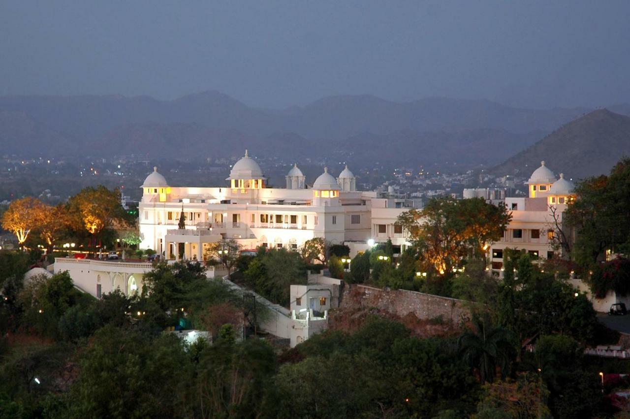 The Lalit Laxmi Vilas Palace Udaipur Extérieur photo